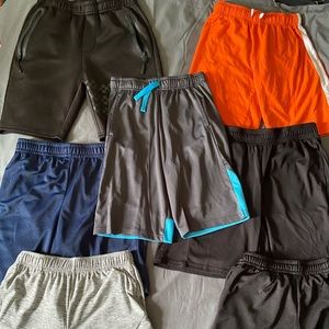 Boys shorts size 10-12… All 7 pairs for $15!!! EUC